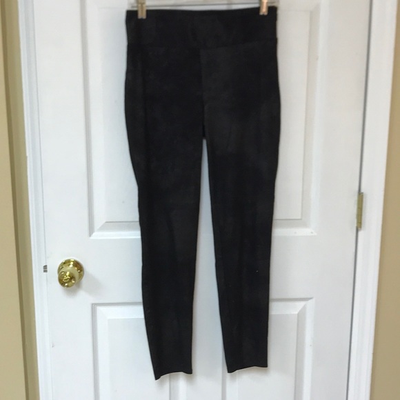 Highline Collective vegan leather leggings sz s/p - Picture 4 of 11